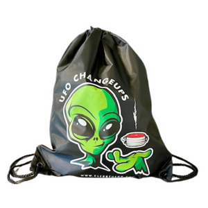 Smirking Alien Drawstring Bag